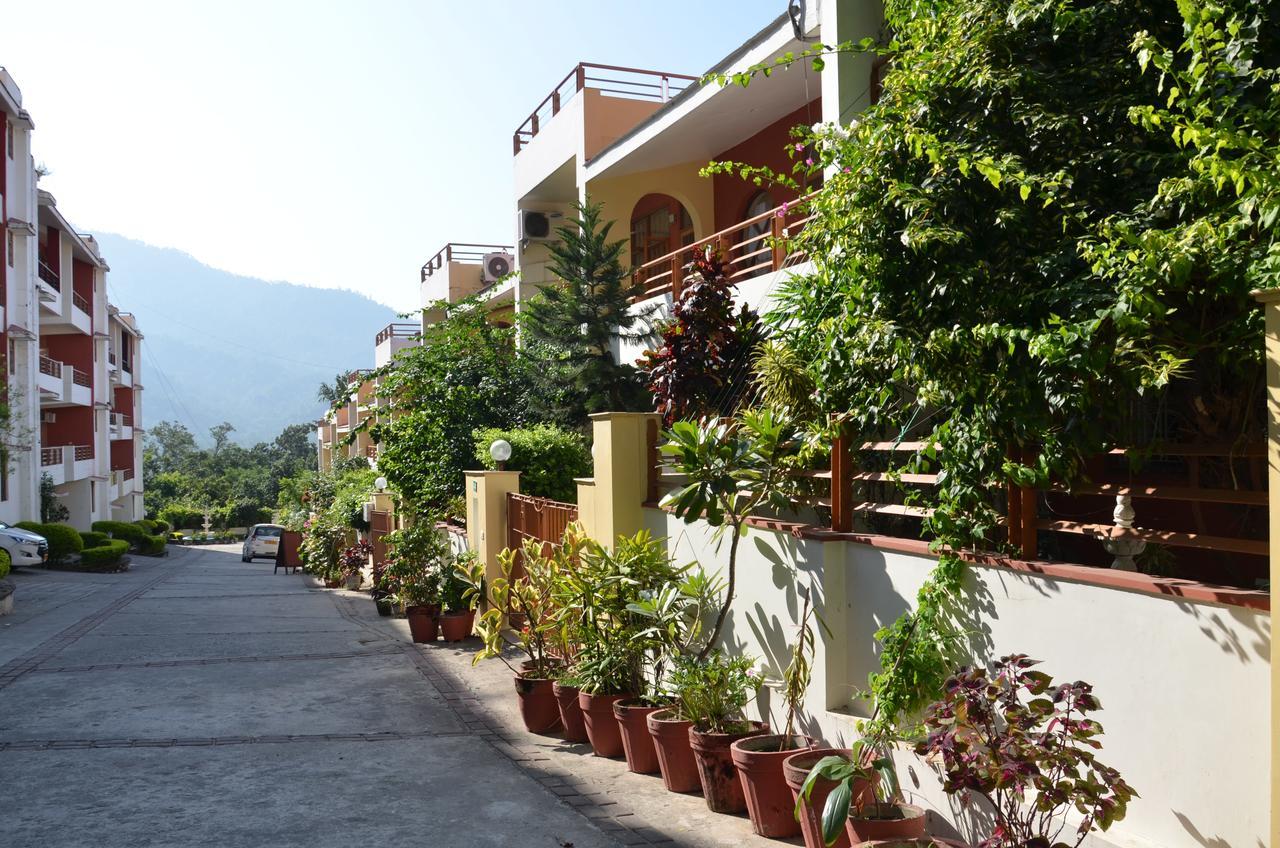 Ganga Vatika Ayurveda Bhavan Otel Rishīkesh Dış mekan fotoğraf